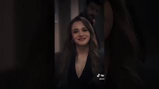 Sadece Onu Icin Gülümsedi