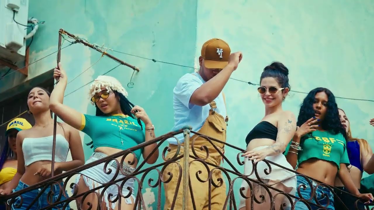 Watch Un Titico - Fuego (Video Oficial) on YouTube Watch Un Titico - Fuego (Video Oficial) on YouTube