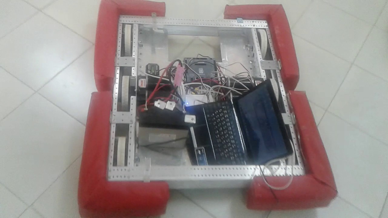 Projet robot : test final (FIRST ROBOTIC COMPETITION 2017) - YouTube