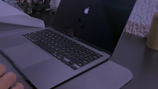 Unboxing MacBook Air 13'' (2020)