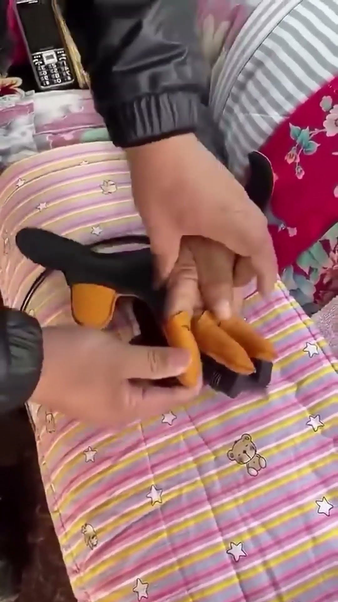 Product Link in Bio ( # 1092 ) @MaviGadgets ▶️ Effortless Exercise Automatic Hand Trainer Gloves