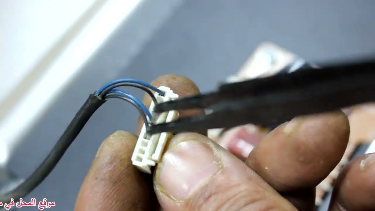 عطل يحير البعض تلفاز سامسونج اللمبة الحمراء تومض فقط و التلفاز بدون خدمة