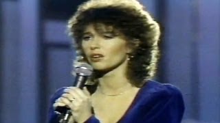 Video voorbeeld van "Quarterflash - Find Another Fool (Music Video 1982)"