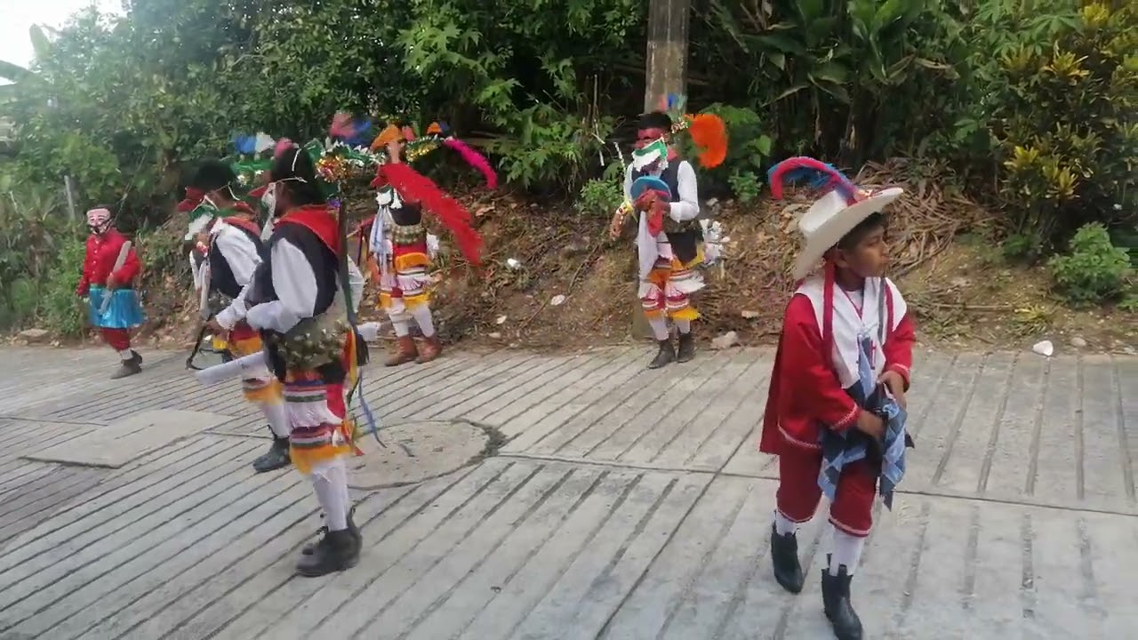 santiagueros de Ecatlán, Jonotla.