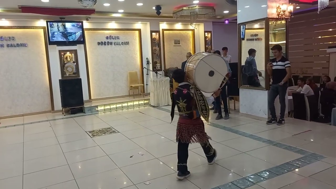 davulcu şov çorum bayat kunduzlu köyü.