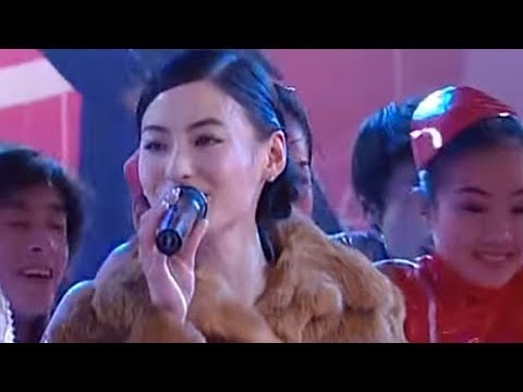【我的春晚我的年】备好纸巾，2003年春晚为你诠释“E时代”温情 | CCTV春晚