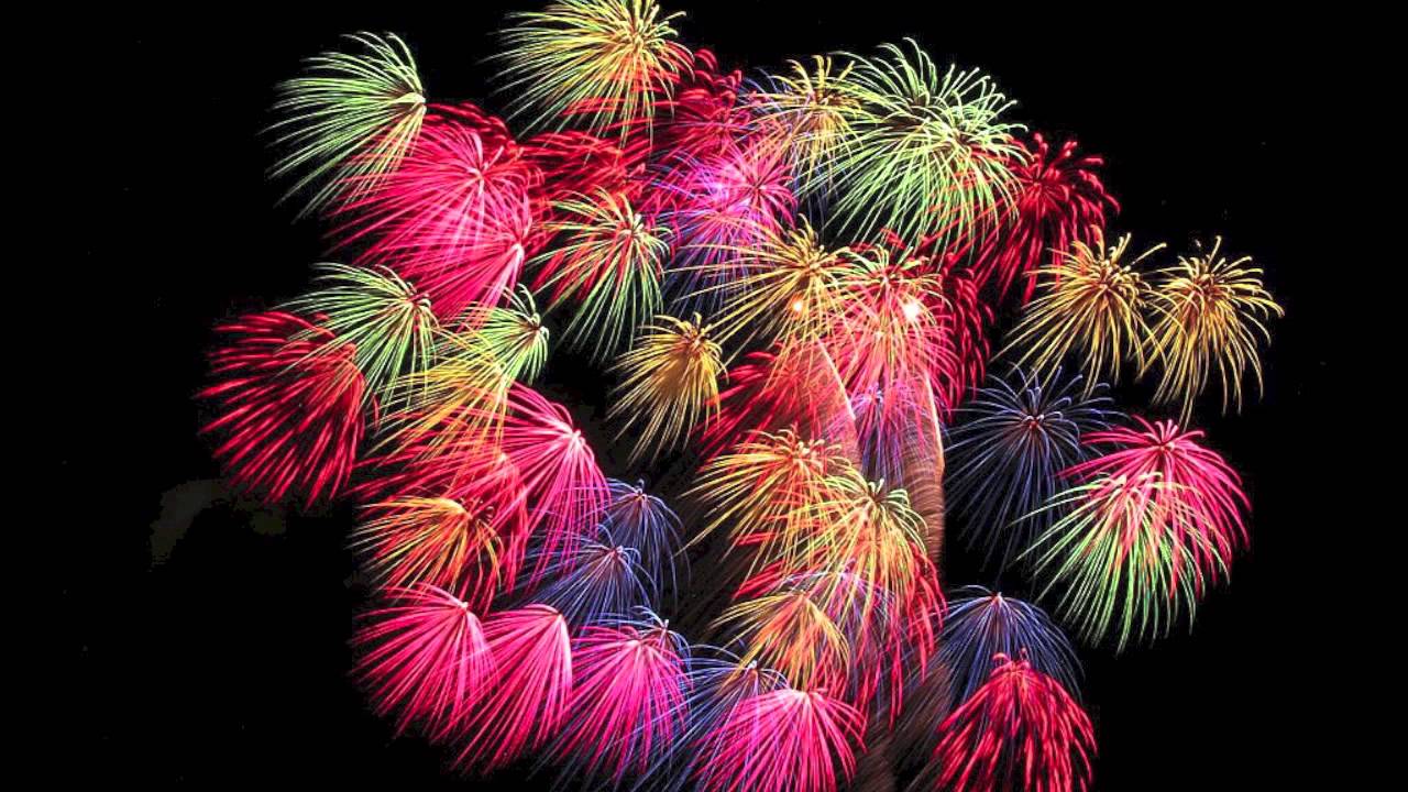 Яркий фейерверк. Металлы в фейерверках. Цвета фейерверков. Салют на рабочий стол. Фейерверк из цветов.