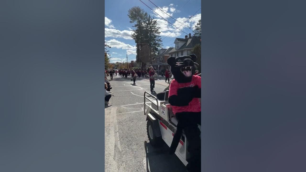 saucon-valley-marching-band-halloween-2023-main-street-1-youtube