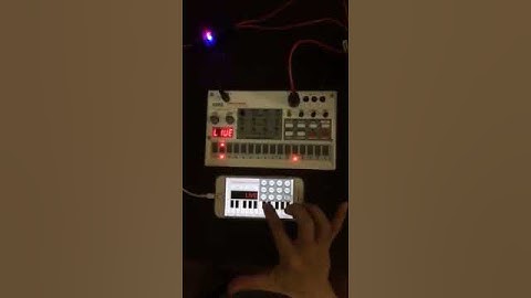 Volca Sample iPhone Controller Demo 2 - Fast Melody