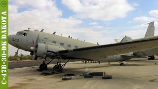 Douglas C 47 Skytrain - military transport aircraft - HD