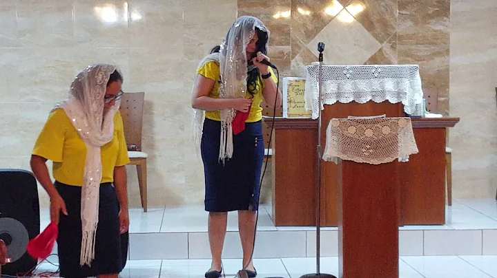 La hmna: Wilmarie Perez Rosado adorando a Dios por...