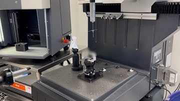 Advanced Robotic Machine Tending 2 | Flexxbotics