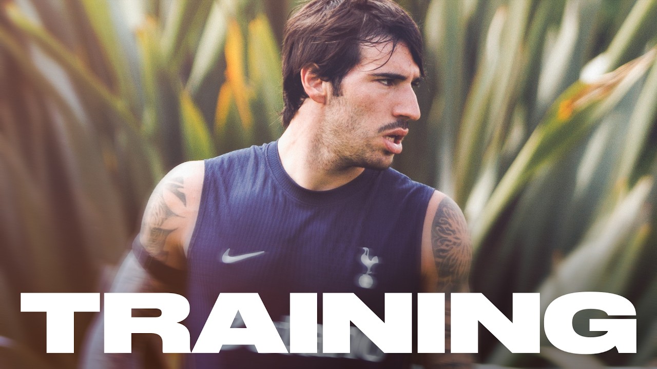 Behind the scenes at Spurs pre-season training! Sandro Tonali's first session!