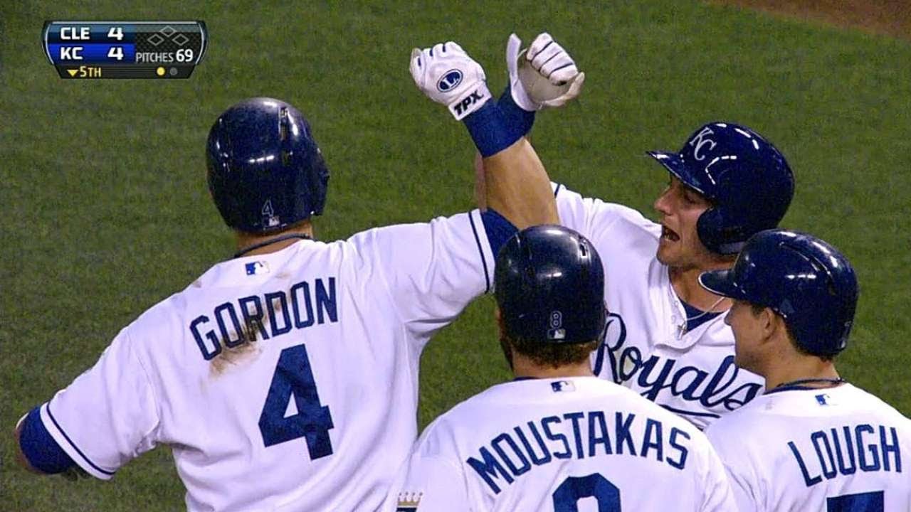 Gordon's grand slam ties game in the fifth - YouTube