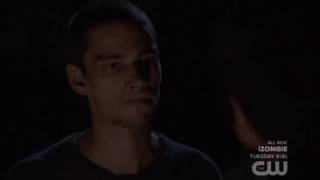 The 100 Monty Jasper Fight Scene S3E4