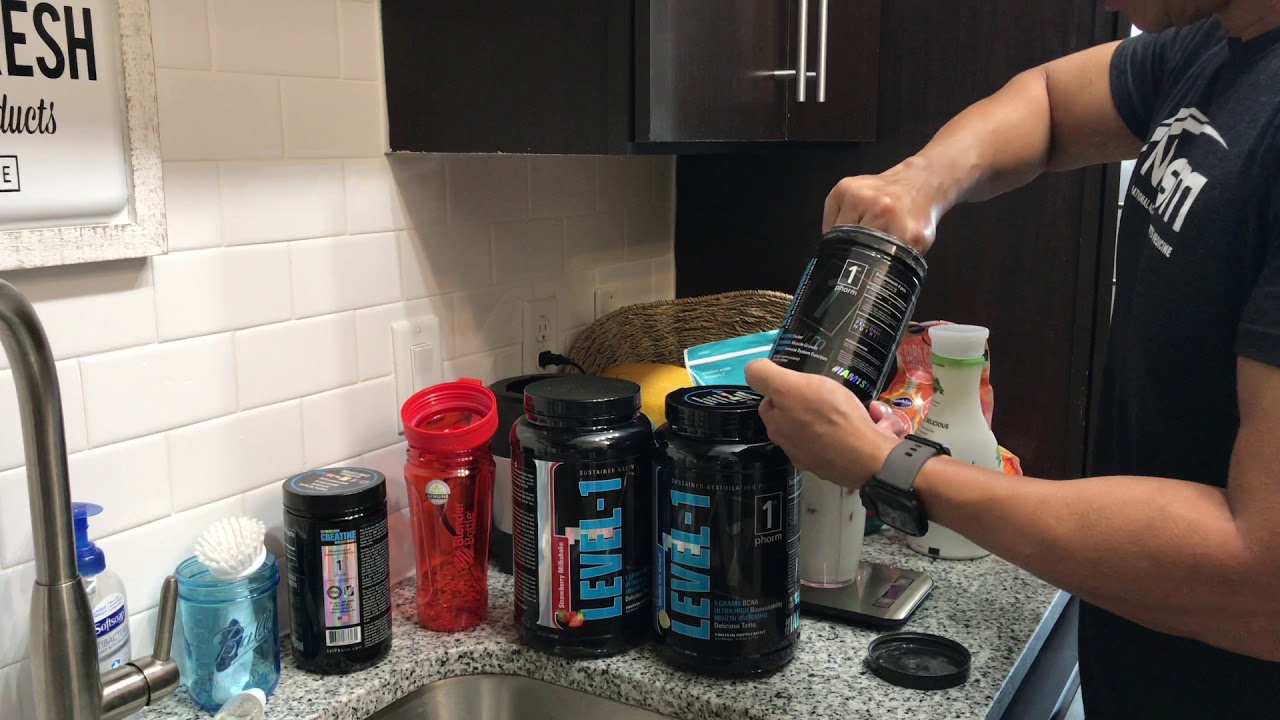 How I make my 1st Phorm Level 1 Protein Shake - YouTube