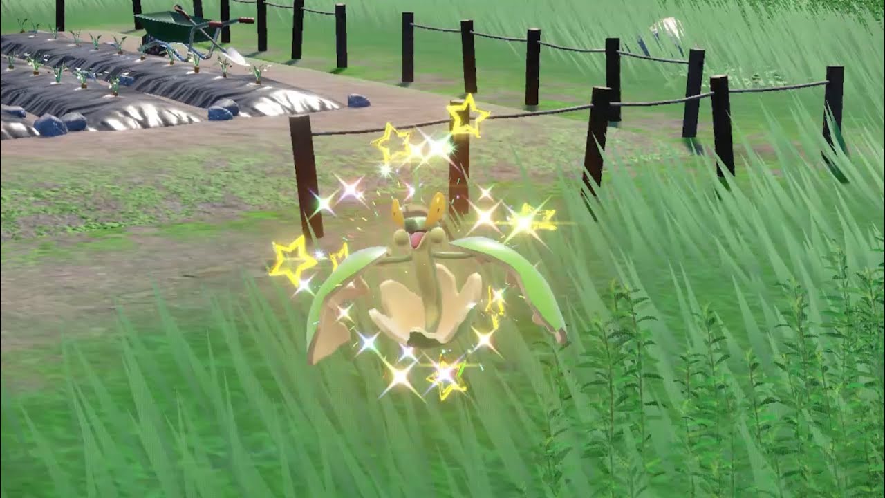 Pokémon Scarlet and Violet Shiny Flapple