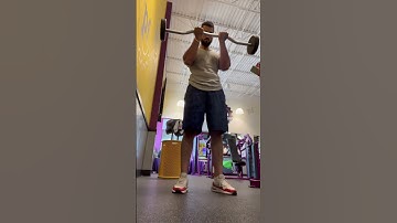 Superset curls and pushups #motivation #hardwork #consistency