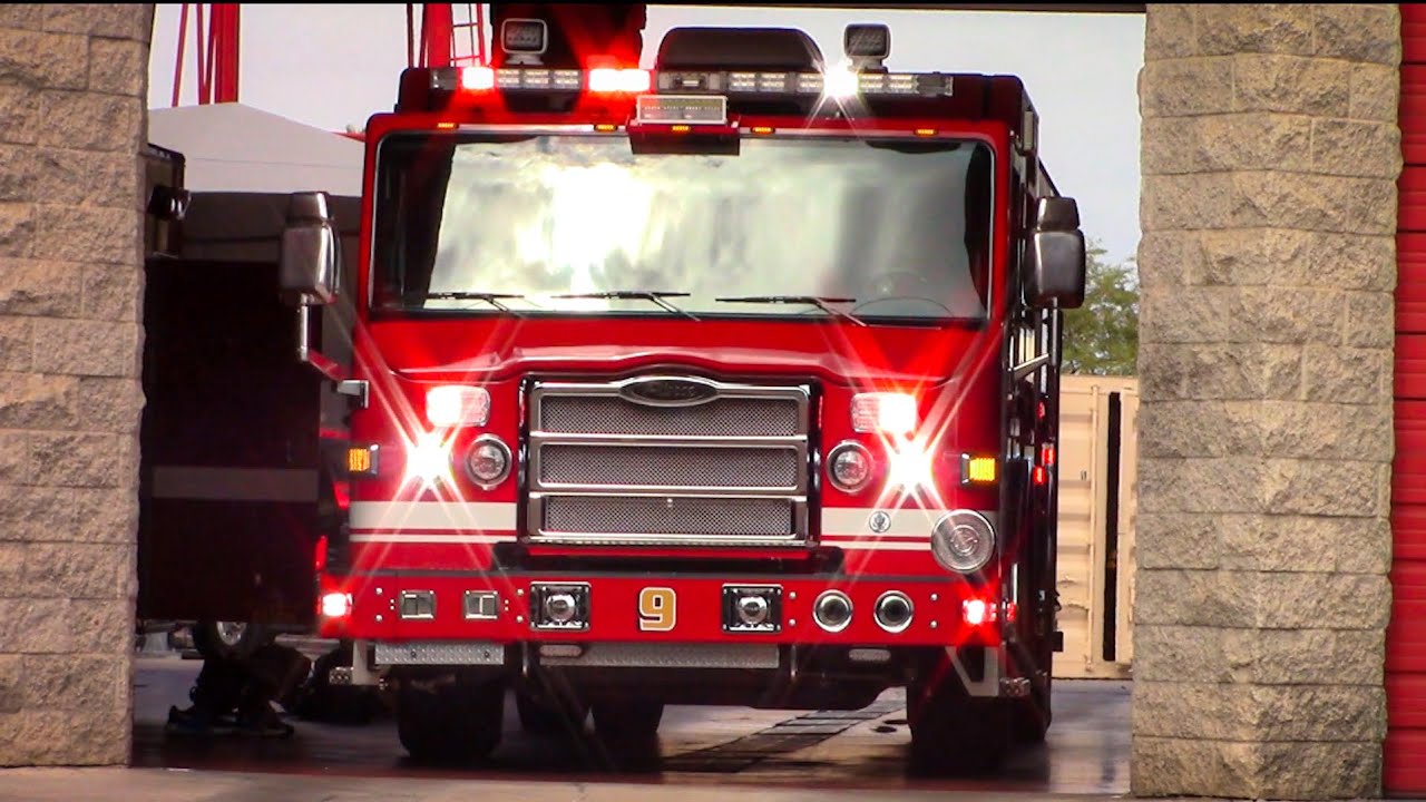 Phoenix Fire Dept. Engine 9 & Rescue 9 responding - YouTube