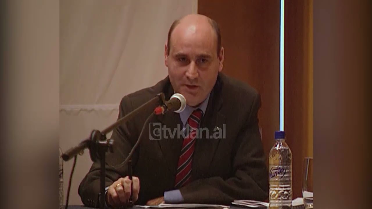 Porsche Albania sjell makinat luksoze Audi dhe Seat për shoferët shqiptarë-(20 Tetor 2005)