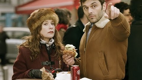 パリのアバンチュールは蜜の味！映画『間奏曲はパリで』予告編