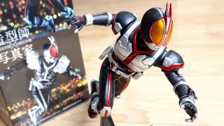 仮面ライダーファイズ CREATOR X CREATOR 造型師 写真家 New prize! Creator x Creator Kamen Rider 555/Faiz review