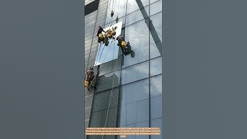 The Mastery of High-Rise Glass Installation: A Daring Feat