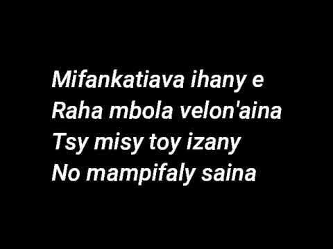 Mifankatiava ihany