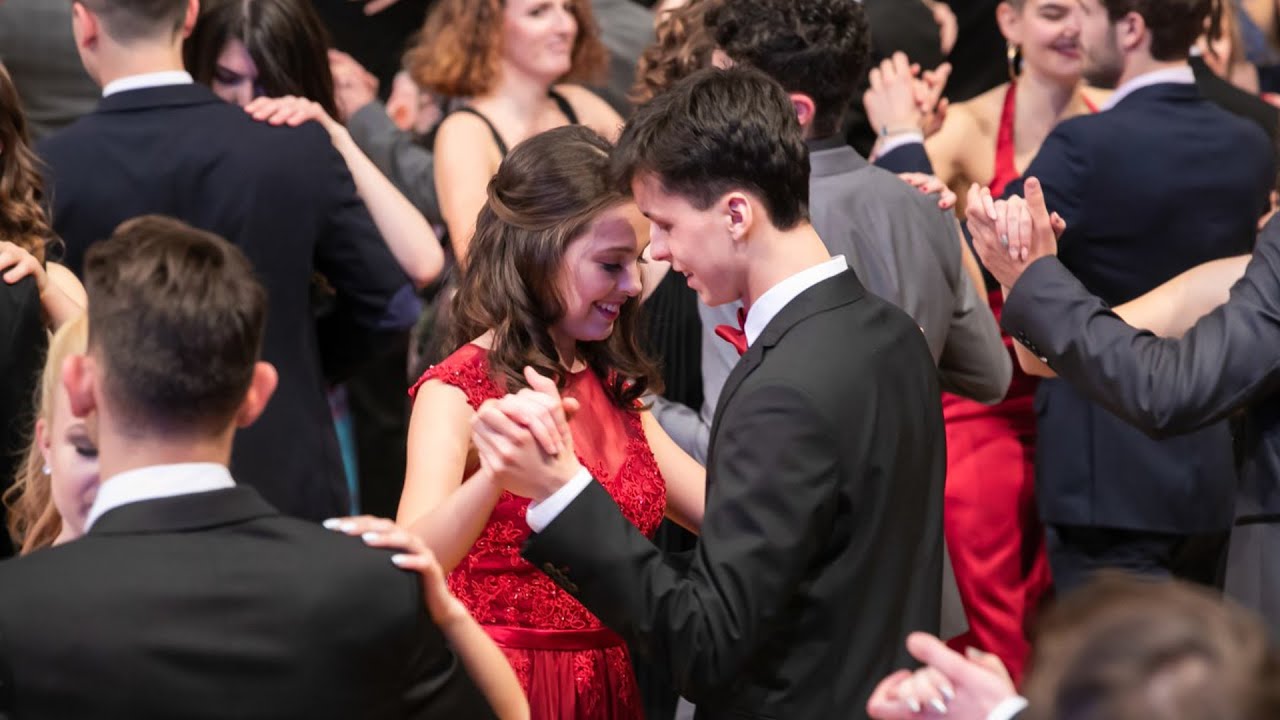 Maturantski ples v ARENI STOŽICE