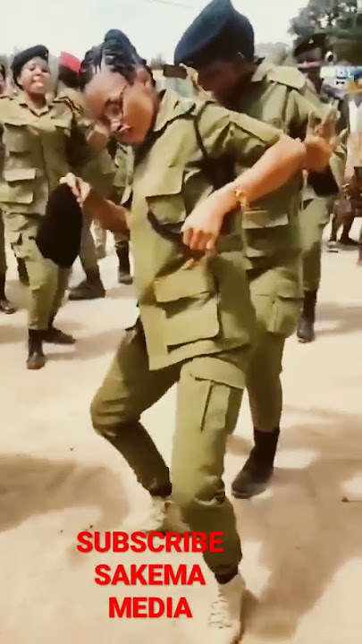 Jeshi la Police katika mazoezi ya kuregeza nyonga