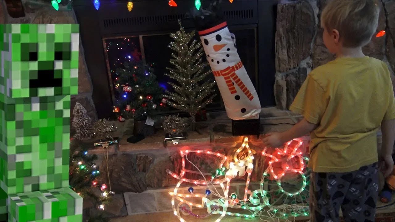 ⛄Unboxing Max's New Snowman Christmas Air Dancer! Cute Holidays Wacky Waving Inflatable Tube Man!