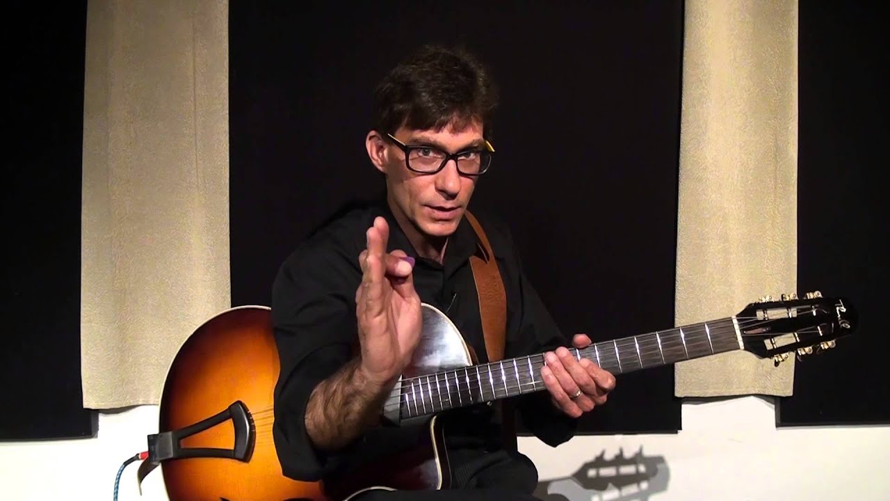 在 YouTube 上觀看「Frank Vignola - Jazz Guitar Lesson - Timing (Excerpt)」