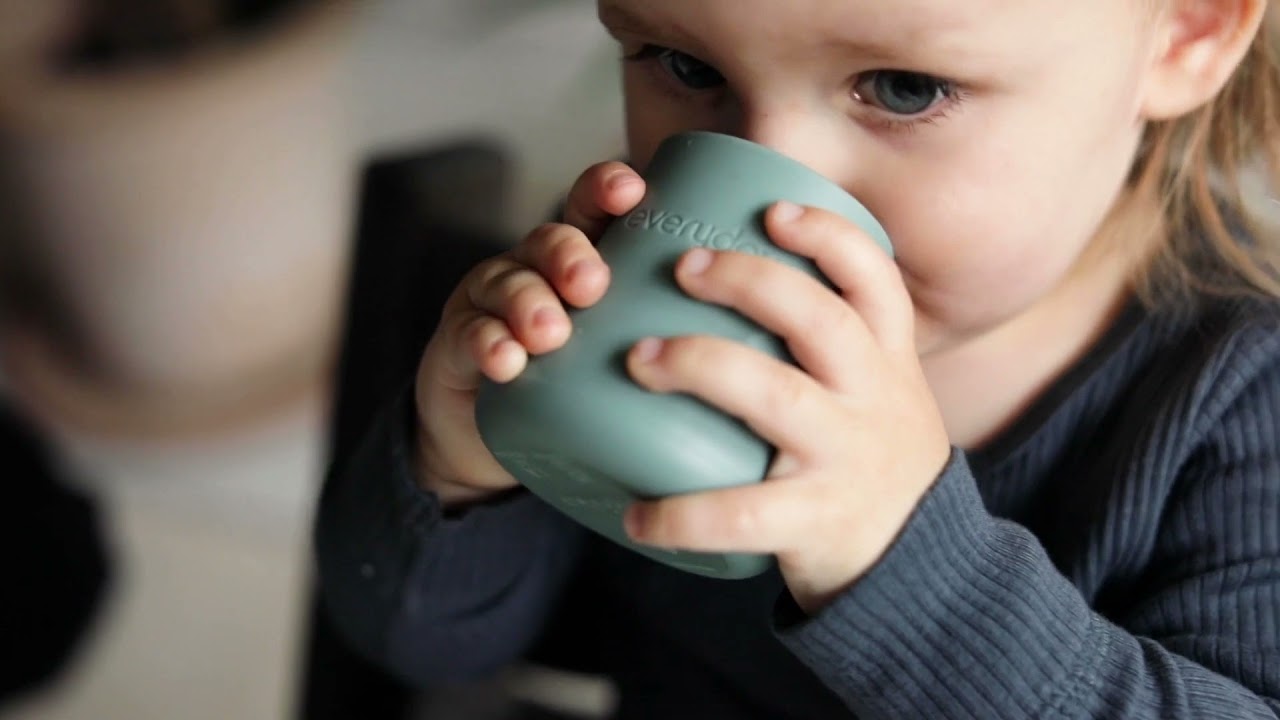 Детская силиконовая чашка Everyday Baby