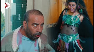 هوريك جسم الفنانة نادية الجندي🤣صرتك دي ولا قصرية زرع🤣هتموت ضحك مع تتح والمنحرفة