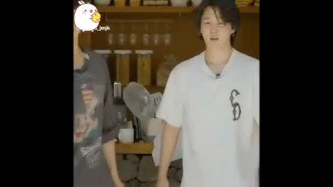Jk hold Hands jm 👀🐇🐥 #jikook #jimin #jungkook #jikookmoment #jikookvhope#jikookreal #bts