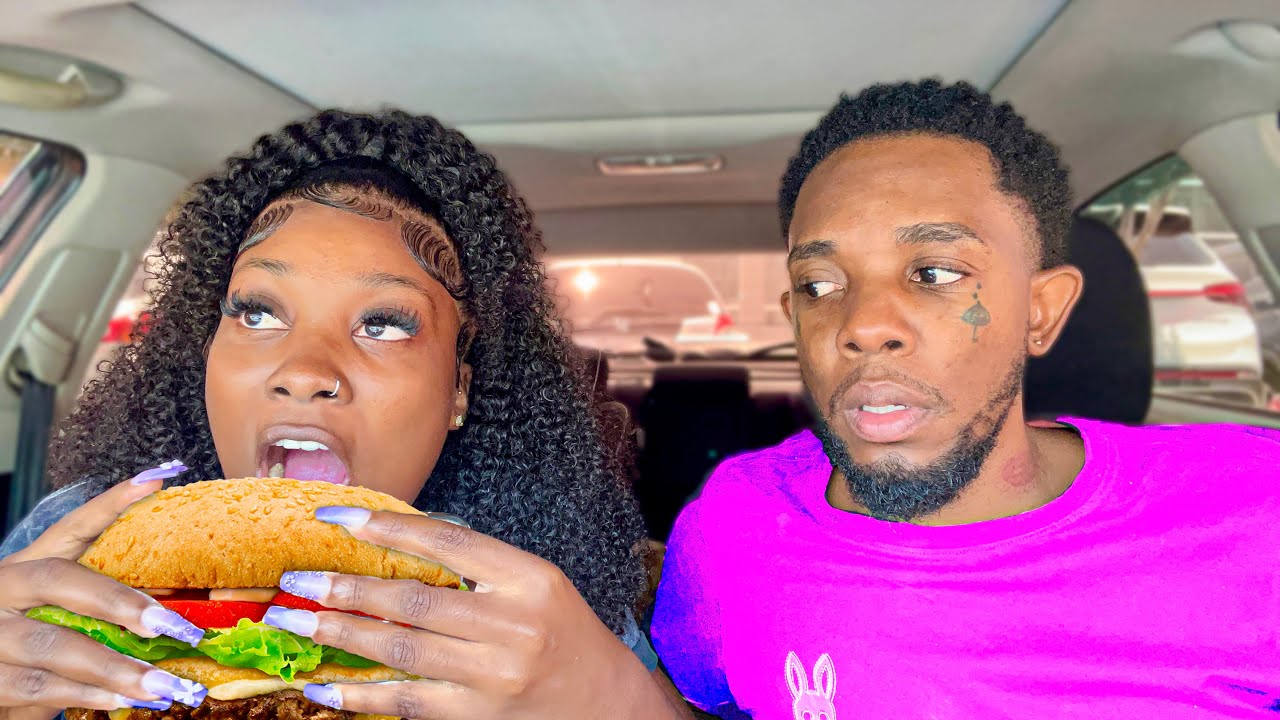 Каждый раз, когда мой парень пытается заговорить, я наполняю рот словами, чтобы увидеть его реакцию