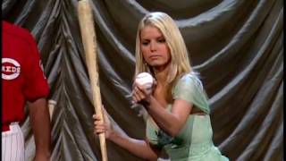 Nick Lachey, Jessica Simpson & Johnny Bench