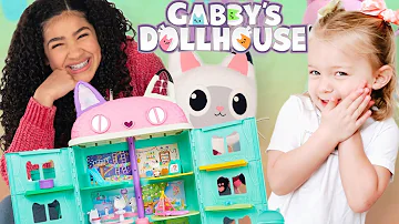 Ivy got a Gabby's Dollhouse and plays ALL DAY! 🐱