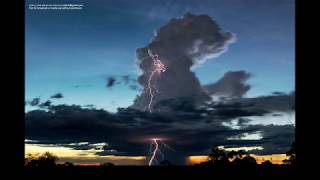 Clear-air lightning at 240fps (slow motion) - Dec 2, 2017