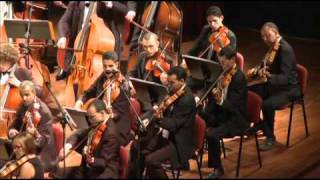 Mozart - Haffner 3Ème Mvmt, Par Lorchestre Philharmonique Du Maroc