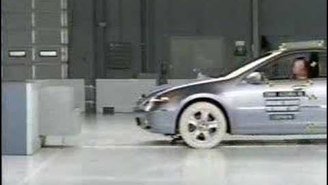 Crash Test 2005 - 2009 Honda Ledgend / Acura Rl (Frontal Impact) IIHS