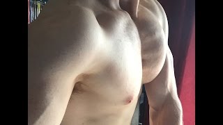 Full week of post pec strain training. because the up and coming
competitions , taking 2 weeks off completely is not an option. serious
about gaining mus...