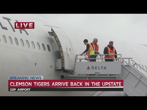 Clemson Tigers' plane lands at GSP