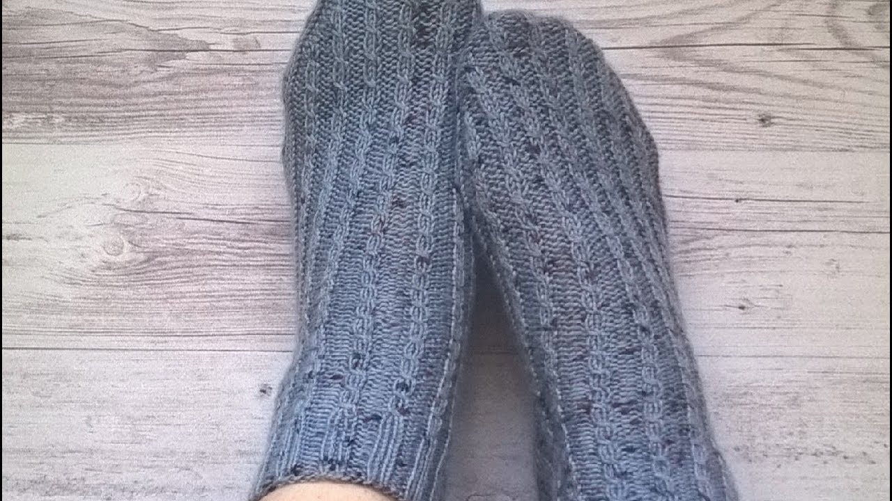 Носки с косичками спицами | Пятка бумеранг