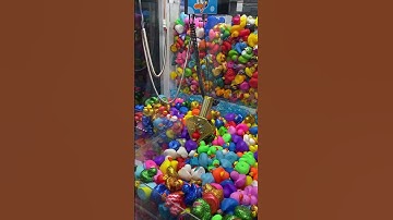 Red duck in the claw machine #clawmachine #arcade #toys #daveandbusters #duck