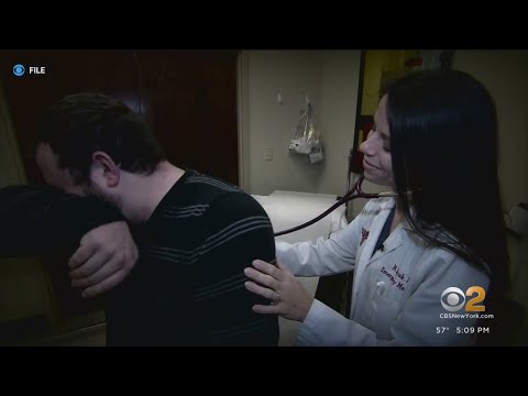 Gov. Hochul warns of tri-demic concerns as flu, COVID, RSV cases spike
