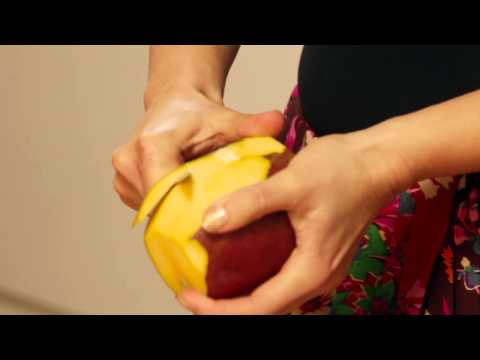 Videó: A jéghegy saláta vágásának módja: 8 lépés (képekkel)