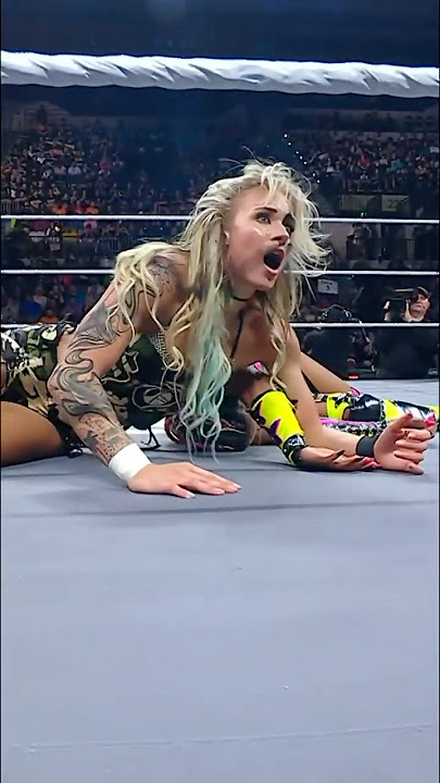 Sol Ruca is showing out! 👏 #WWEBattleground