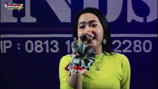 ERIKA SYAULINA - AIR BUNGA