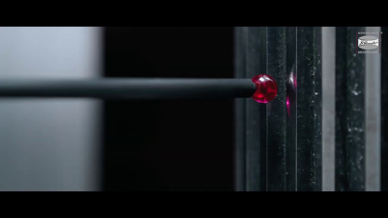 Pinpoint accuracy - Measuring toothed shafts with self centering probing